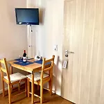Apartment Burggarten Wine Residences - Wein Direkt Vom Winzer, Ebike & Eauto Aufladen Und Parken *