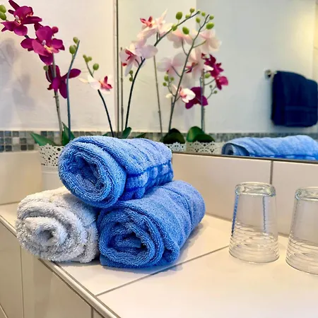 Burggarten Wine Residences - Wein Direkt Vom Winzer, Ebike & Eauto Aufladen Und Parken Apartment