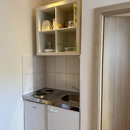 Burggarten Wine Residences - Wein Direkt Vom Winzer, Ebike & Eauto Aufladen Und Parken Apartment