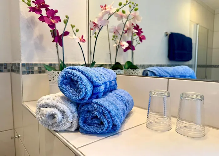 Burggarten Wine Residences - Wein Direkt Vom Winzer, Ebike & Eauto Aufladen Und Parken 아파트